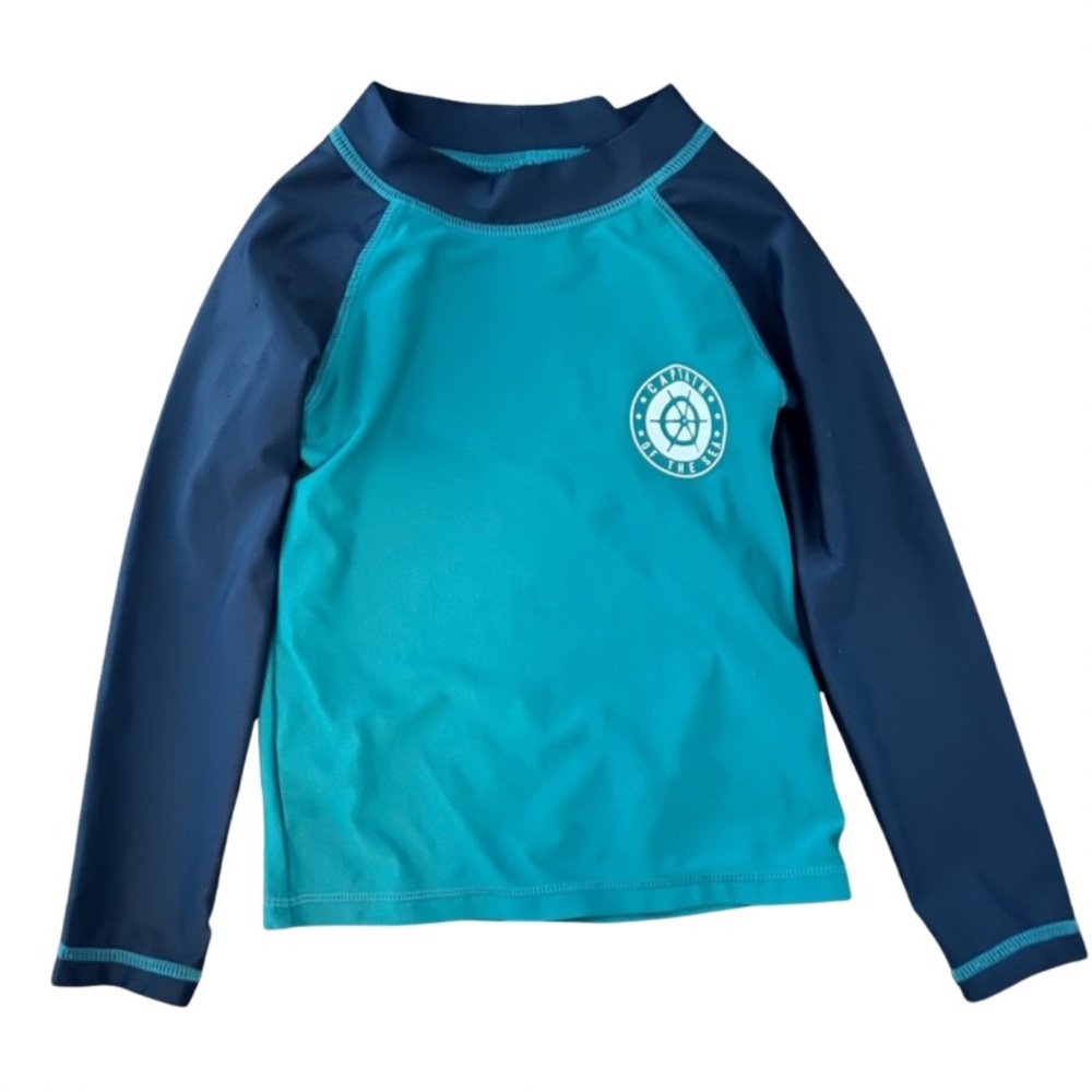 Carter’s boys rashguard size 3T in teal and navy - excellent condition